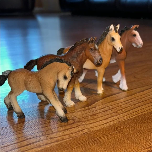 schleich Toys Set Of Retired Schleich Foals Poshmark